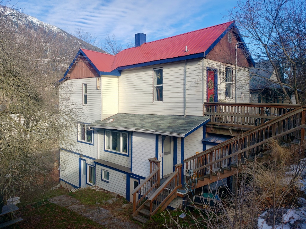 SOLD Nelson BC: 1011 Front Street